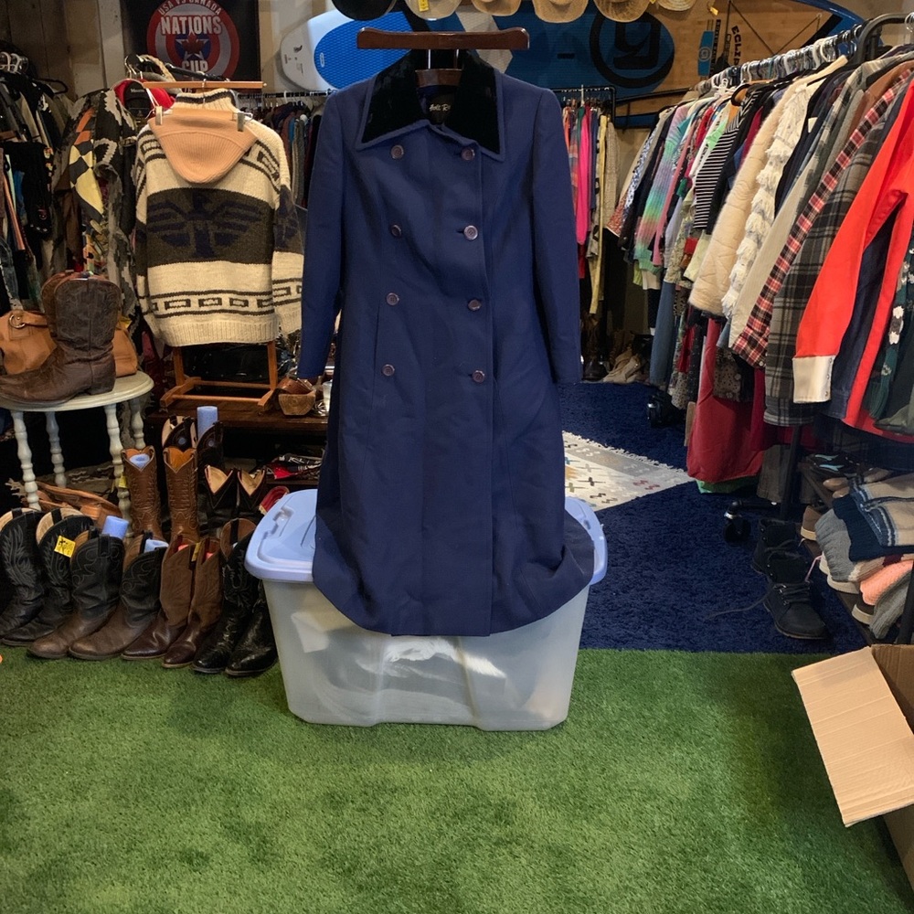 Holt Renfrew Navy Blue Double-Breasted Women's Peacoat Vintage